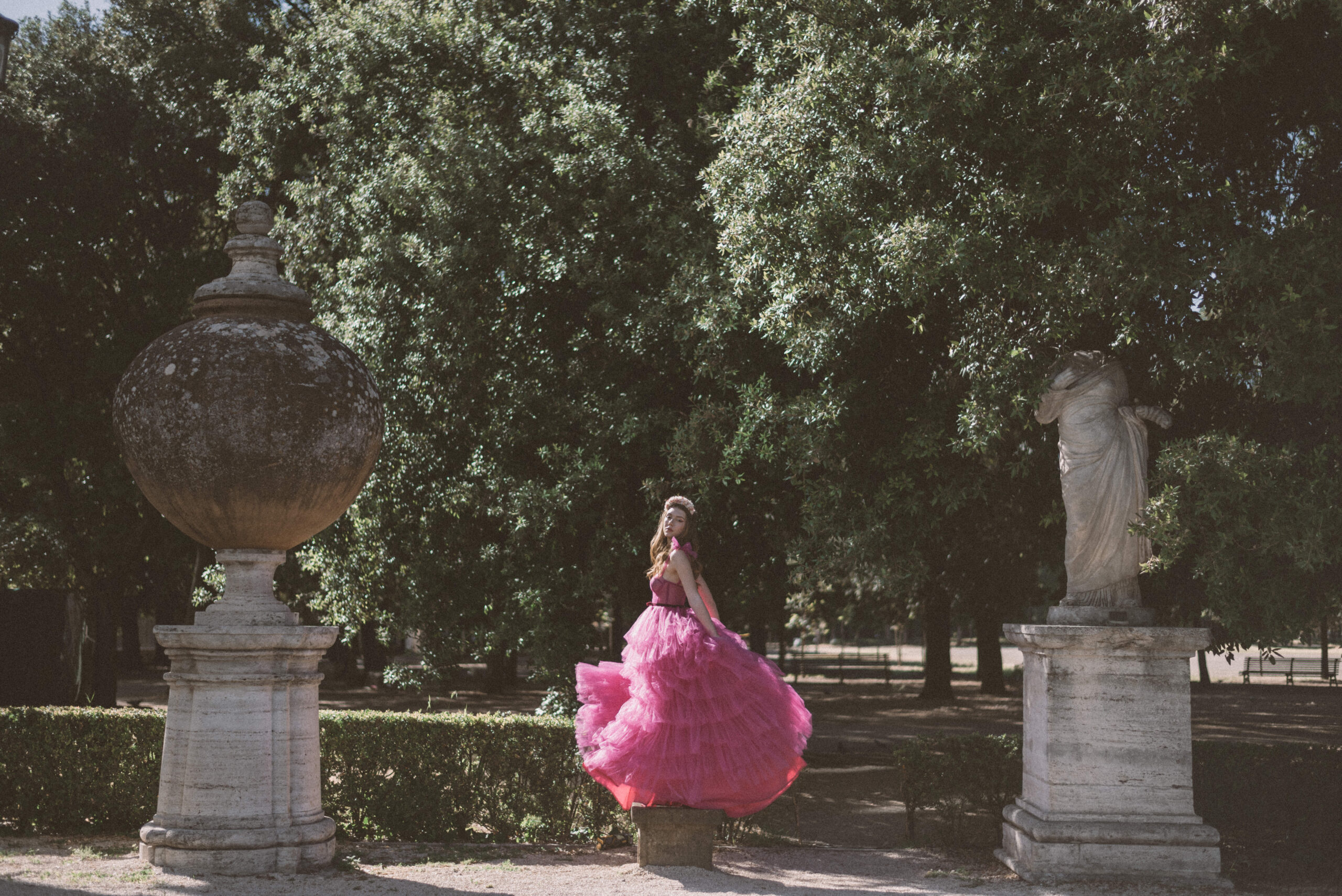 29RueJasmin, Fashion Editorial in Rome, Villa Borghese photoshoot, Fashion photoshoot in Rome, Italy fashion photographer