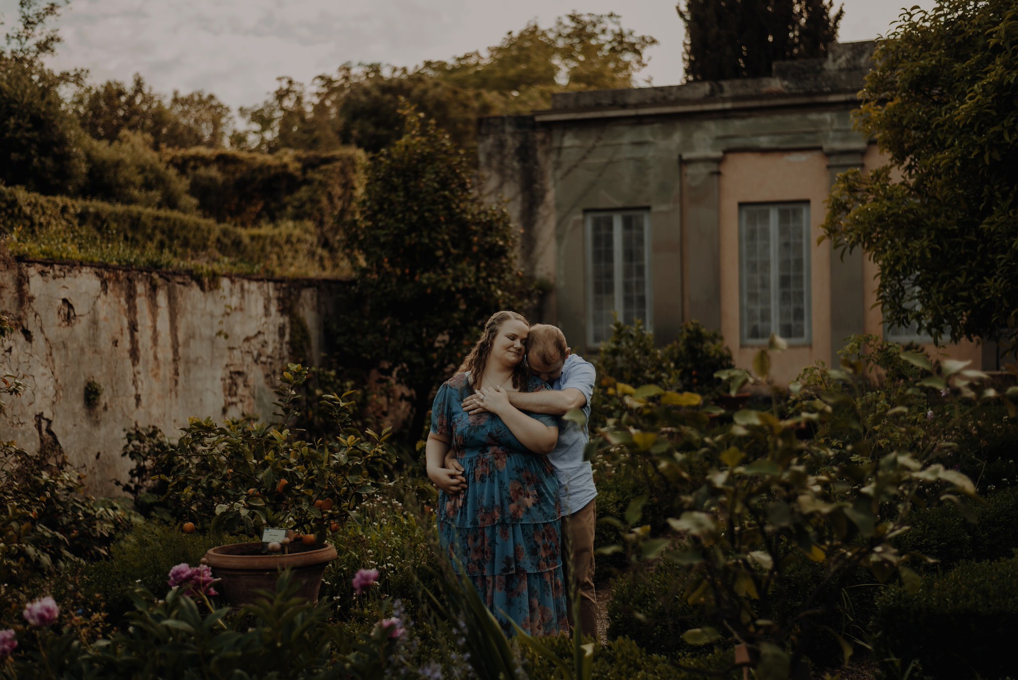 A Whimsical Engagement Session in the Afternoon in Florence's Marvelous Giardino di Boboli: Olivia and Sam's Romantic Adventure